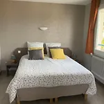 Ξενοδοχείο La Piscine 2*
