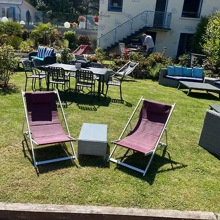 La Piscine 2*