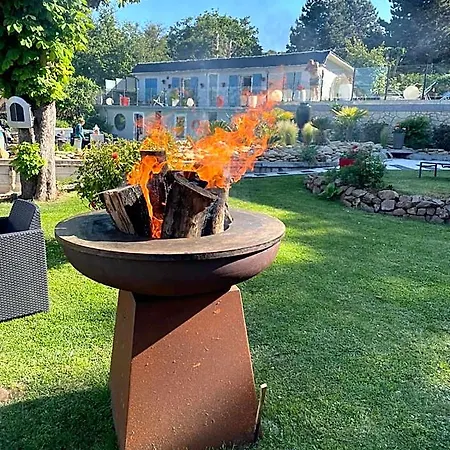 La Piscine Hotel