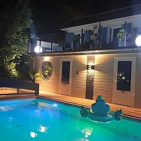 Отель La Piscine