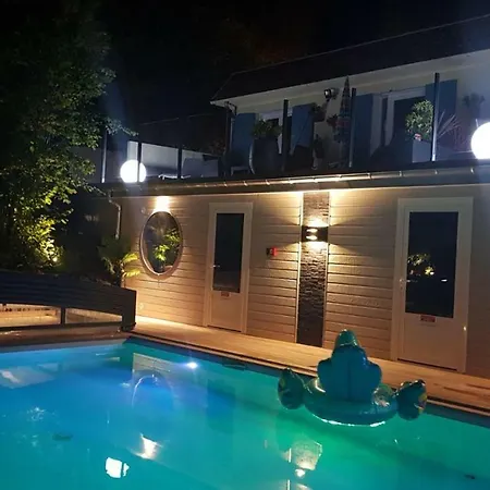Отель La Piscine